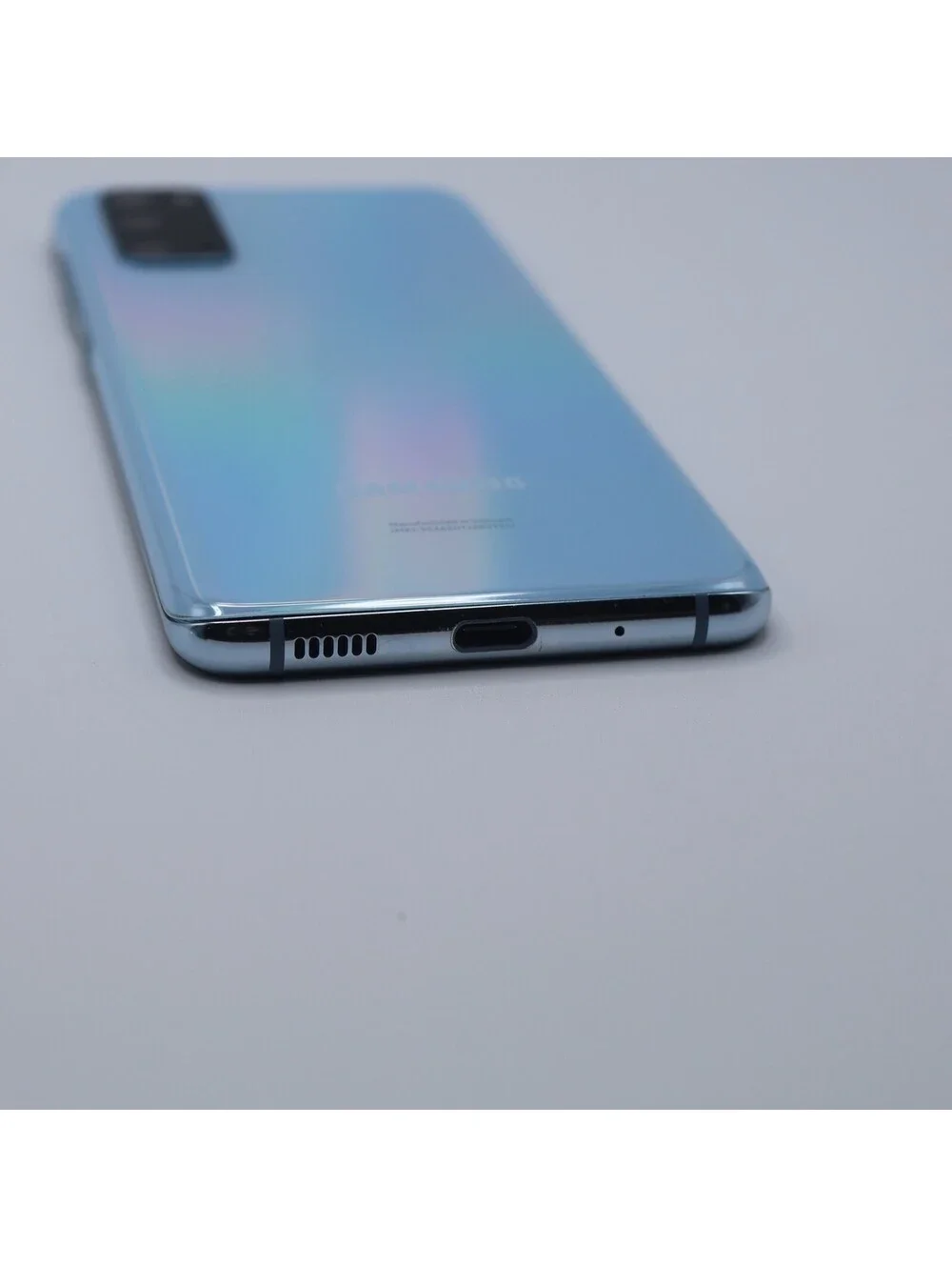 Samsung Galaxy s20 5G Blue Aura Special Color Very Good